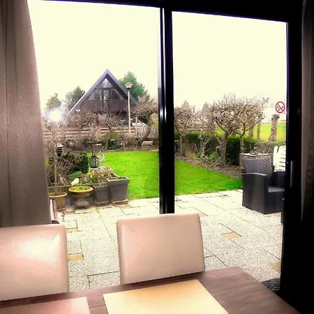 Lovely House Till 6 P. Near Amsterdam, Sea Apartment Opmeer