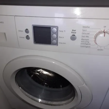 Lovely House Till 6 P. Near Amsterdam, Sea Opmeer