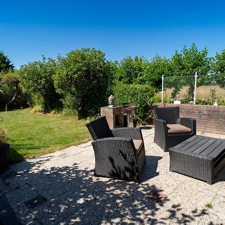 Lovely House Till 6 P. Near Amsterdam, Sea