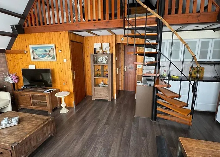 아파트 Lovely House Till 6 P. Near Amsterdam, Sea